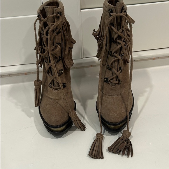 Brian Atwood Brown Fringed Heeled Boots w/ brass heel & toe plates - Picture 2 of 7